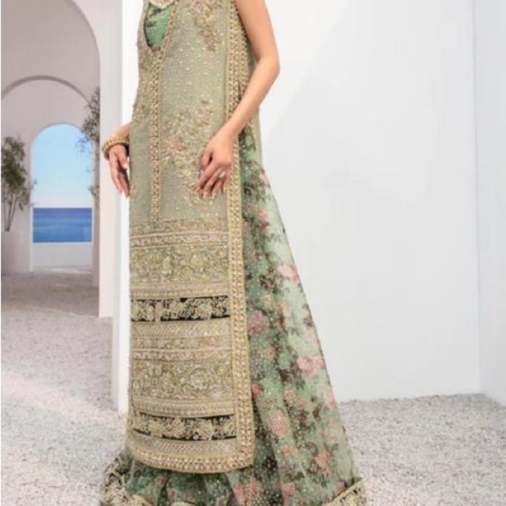 Indian Pakistani designer outfit. Great condition. - Picture 10 of 17